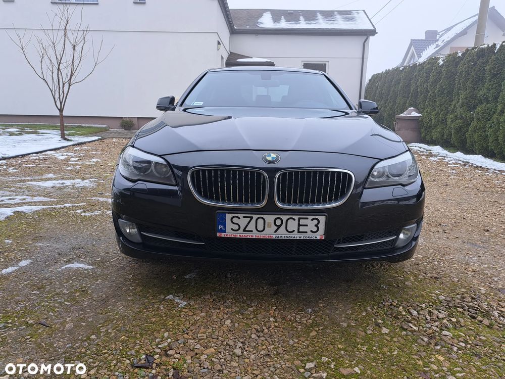 BMW Seria 5 528i xDrive - 3