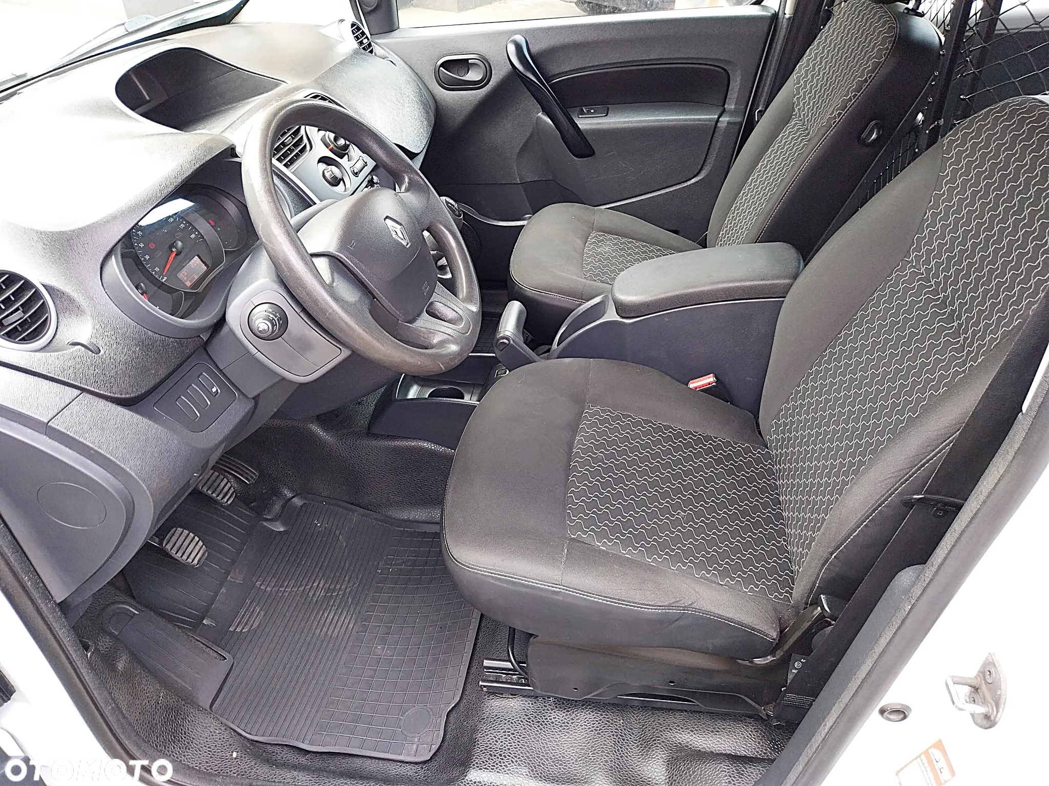 Renault KANGOO - 5