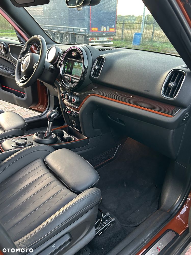 MINI Countryman Cooper SD ALL4 - 10