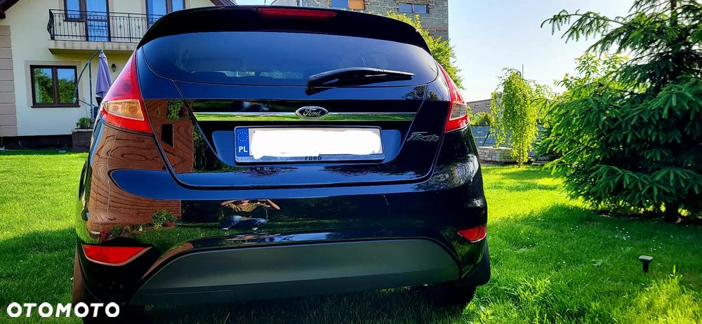 Ford Fiesta 1.6 Titanium EU5 - 10