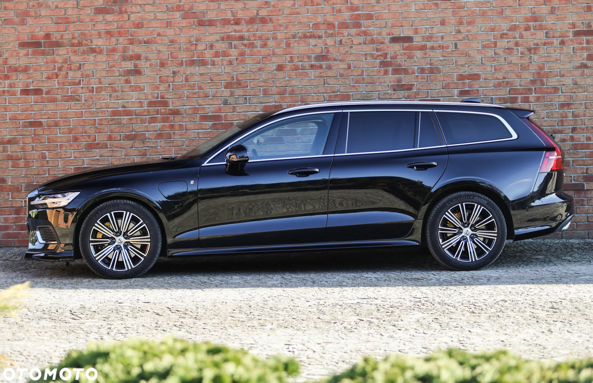 Volvo V60 T6 AWD Plug-In Hybrid Inscription - 6