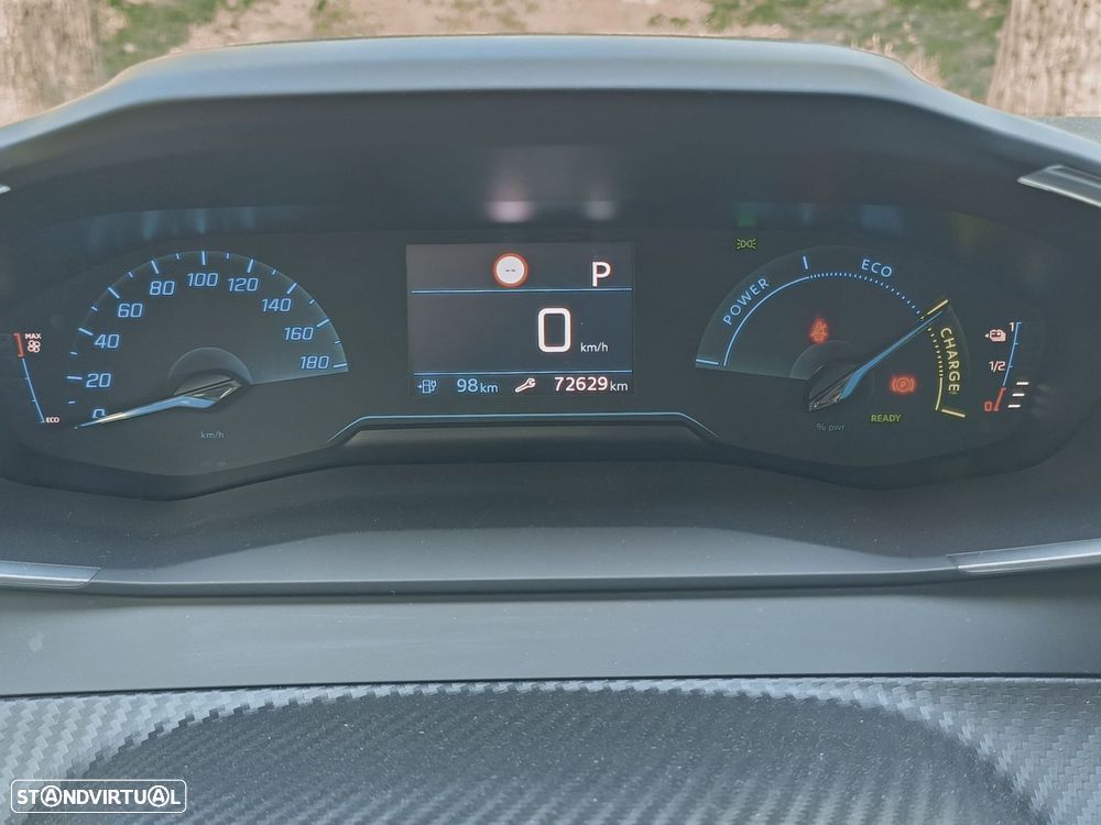 Peugeot e-2008 50 kWh Active Pack - 11