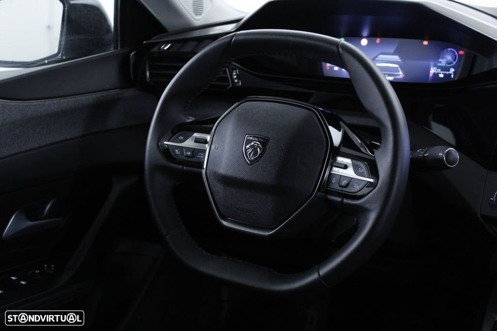 Peugeot 408 1.2 Hybrid Allure e-DCS6 - 17