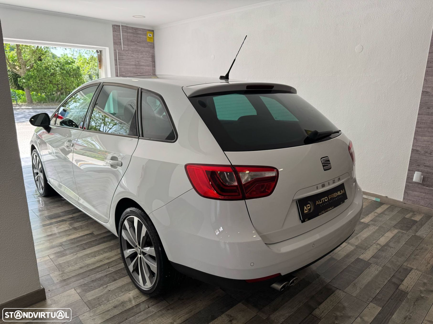 SEAT Ibiza ST 1.2 TSI FR - 7