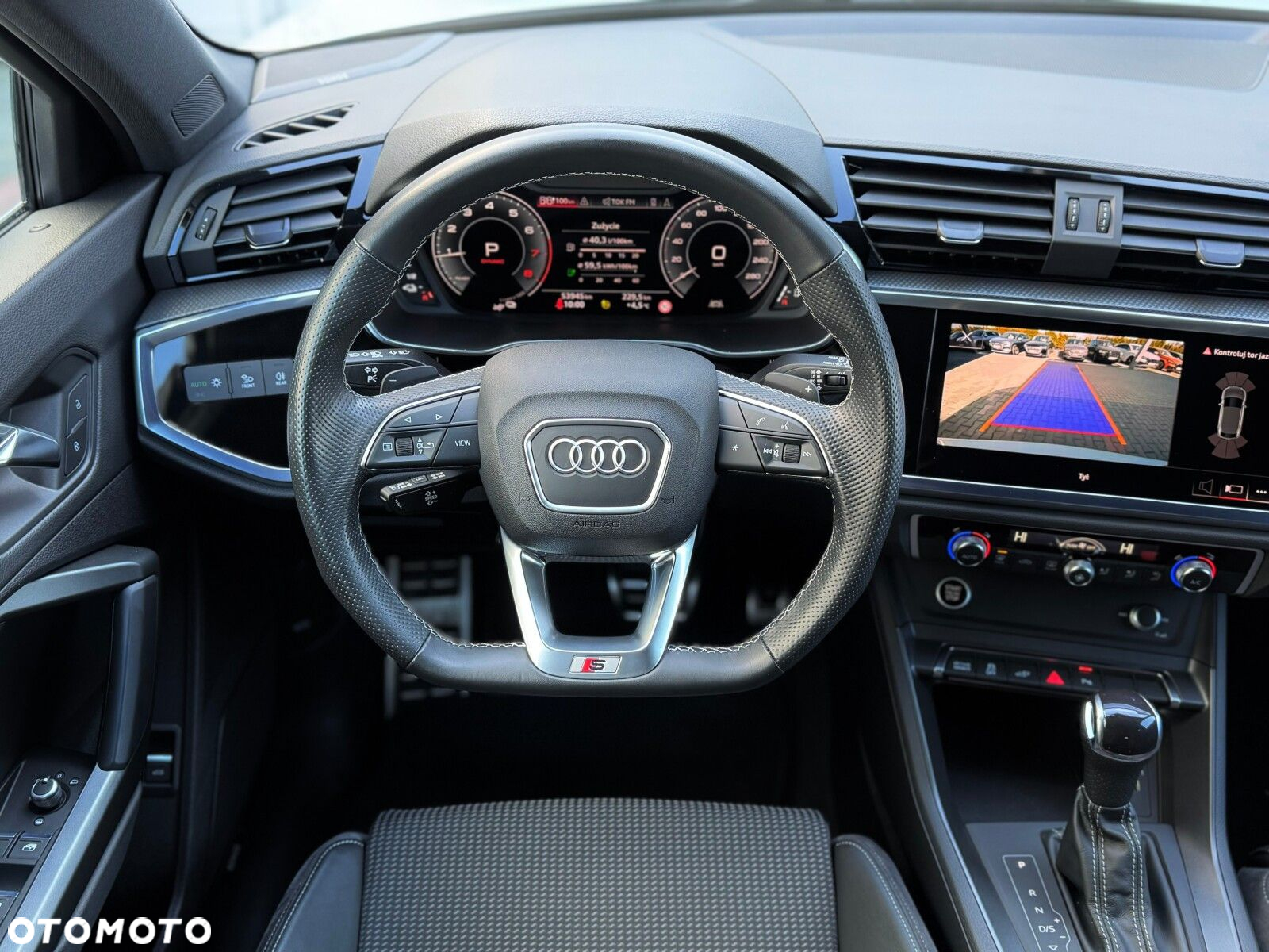 Audi Q3 Sportback - 16