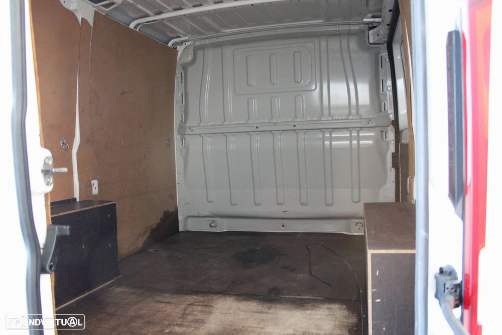 Peugeot Boxer 2.2 Bluehdi L1H1 - 10