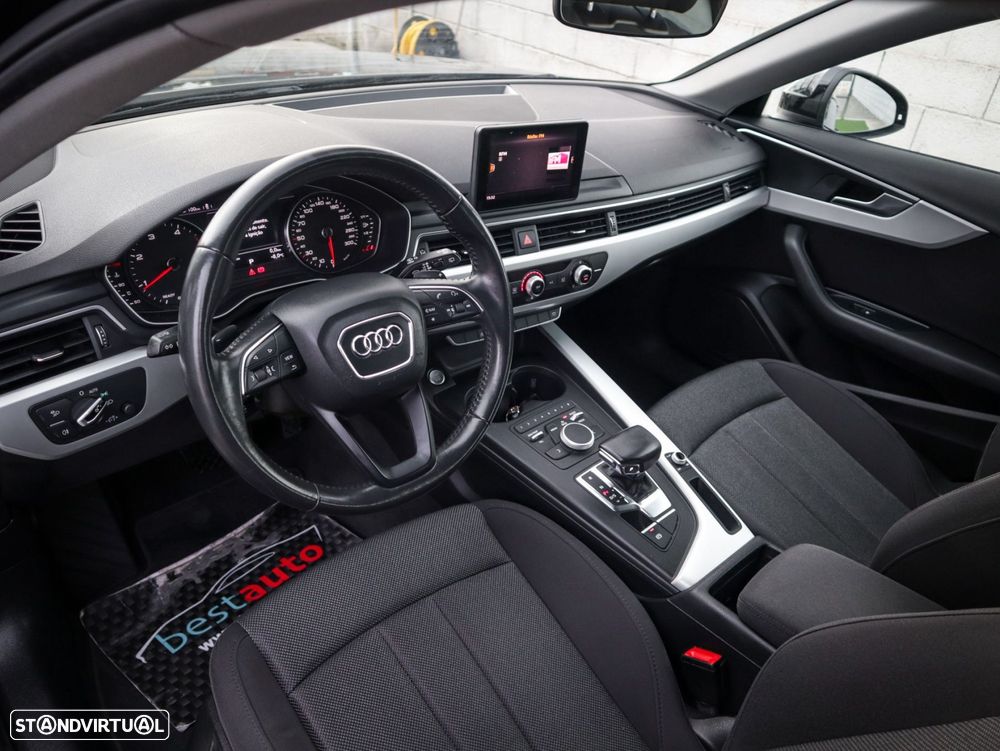 Audi A4 Avant 2.0 TDI Advance S tronic - 20