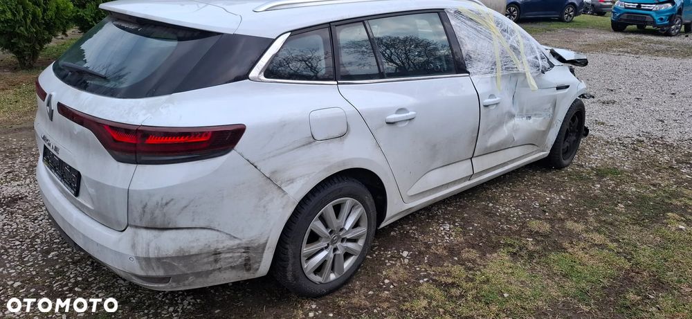 Renault Megane - 5