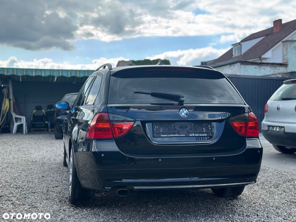BMW Seria 3 318d DPF - 13