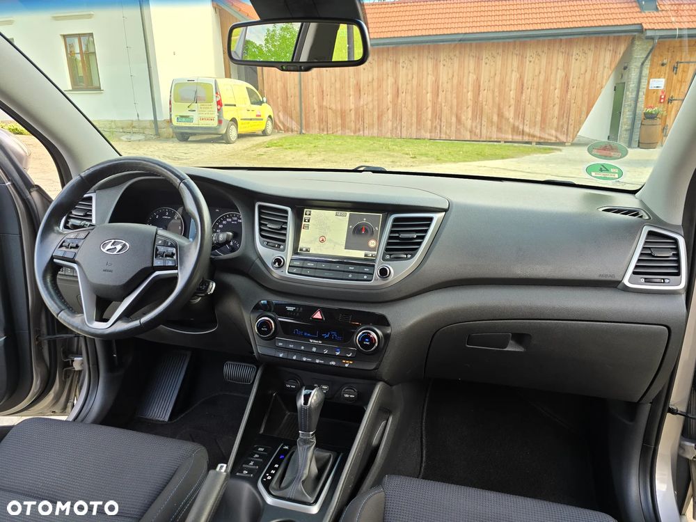 Hyundai Tucson 2.0 CRDi 4WD Automatik Style - 17