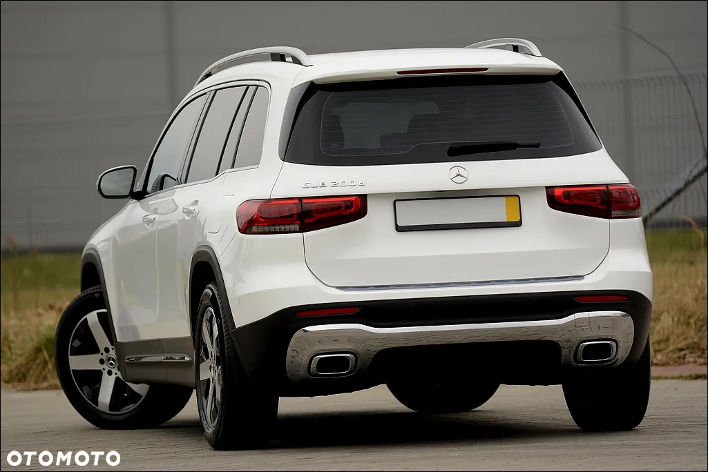 Mercedes-Benz GLB 200 d 8G-DCT Progressive - 3