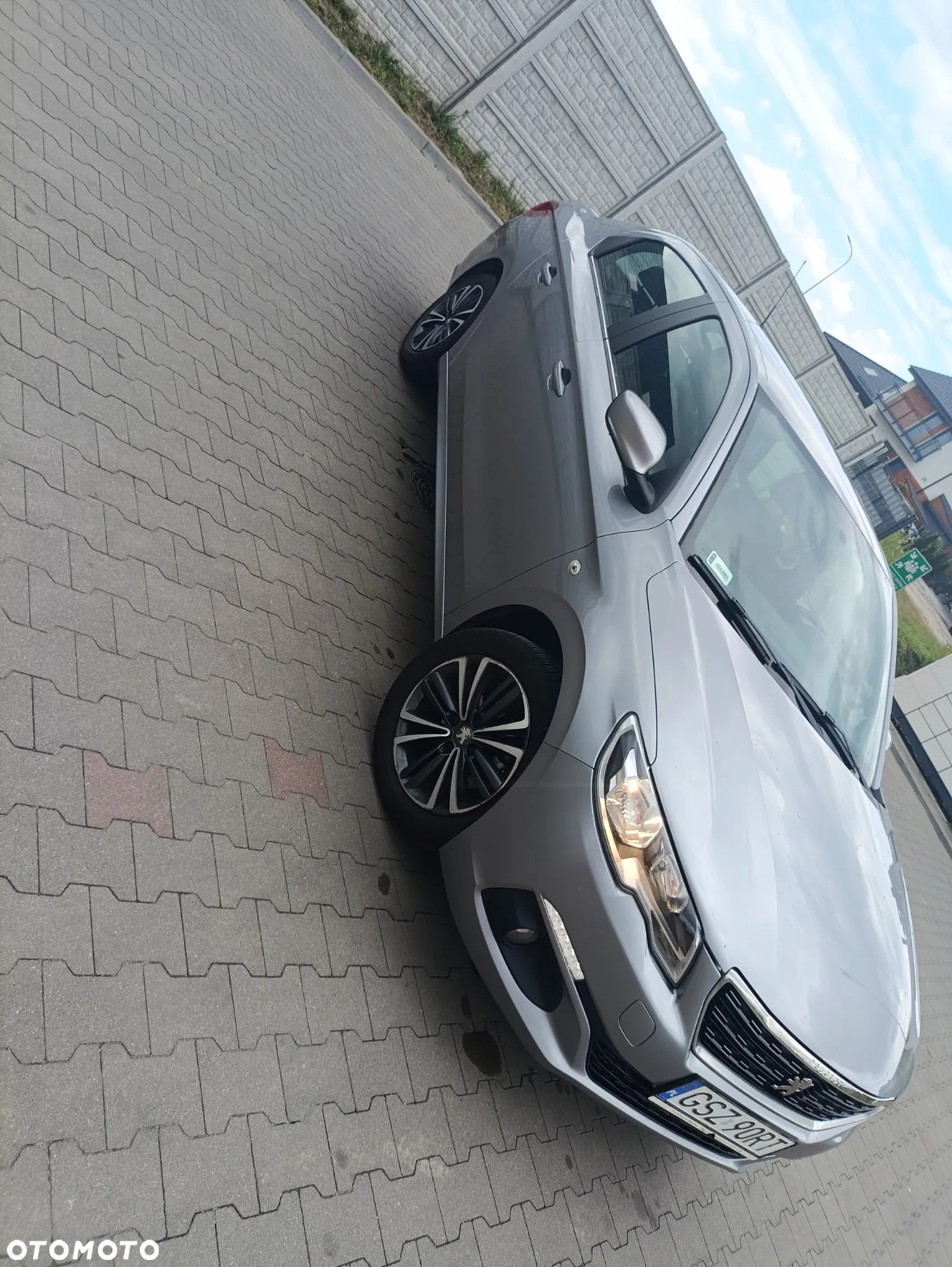 Peugeot 301 1.6 VTi Allure - 10
