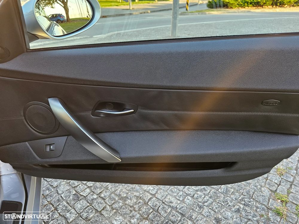 BMW Z4 Coupe 3.0si - 15