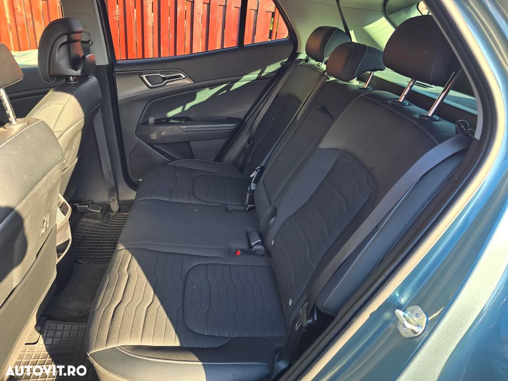 Kia Sportage 1.6 T-GDI HEV 6AT 4x4 Business Line - 5