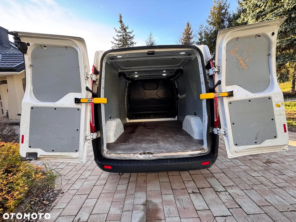 Ford Transit Custom - 8