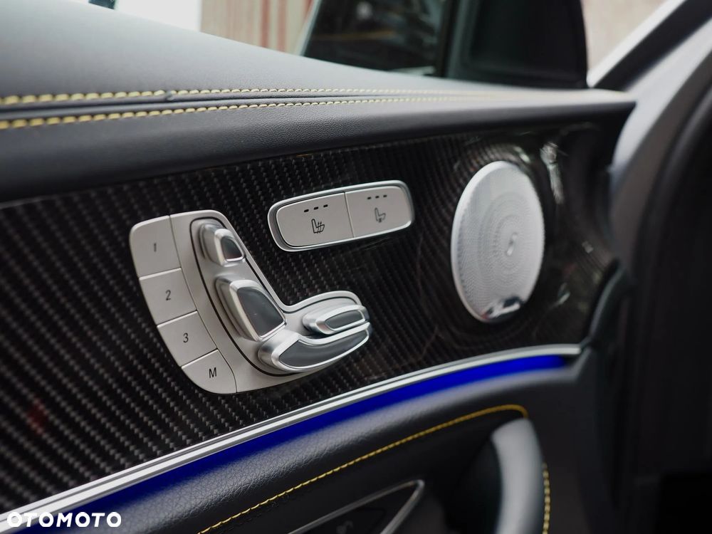 Mercedes-Benz Klasa E AMG 63 S 4-Matic+ - 9