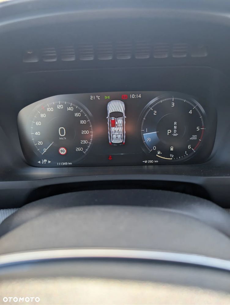 Volvo XC 90 D5 AWD R-Design 7os - 34