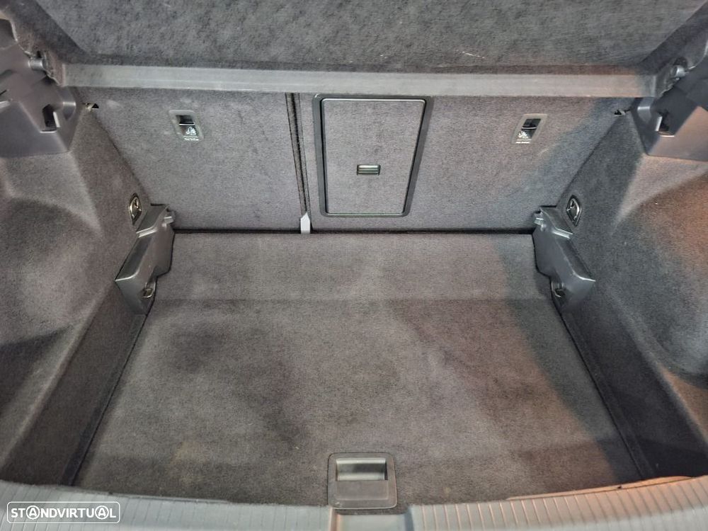 VW T-Roc 1.0 TSI Urban - 16