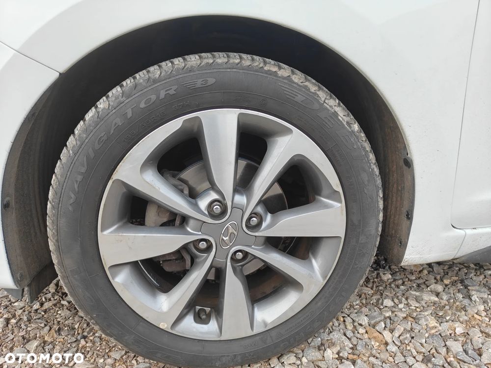 Hyundai i20 1.4 Premium - 19