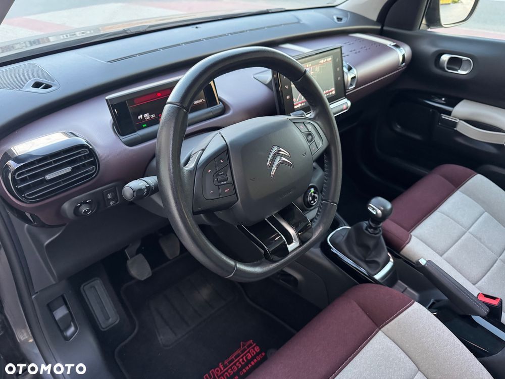 Citroën C4 Cactus 1.2 PureTech Shine S&S - 26