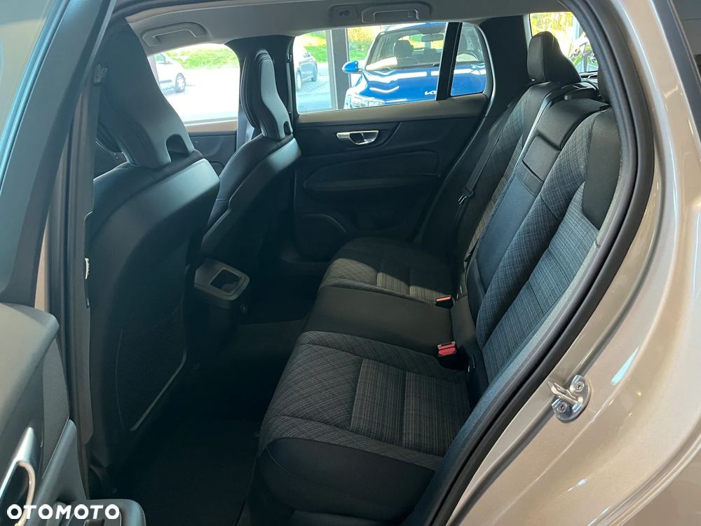 Volvo V60 - 14