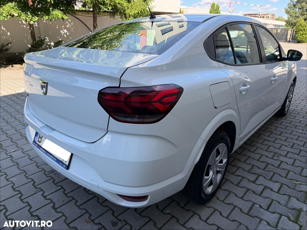 Dacia Logan TCe 90 Essential - 2