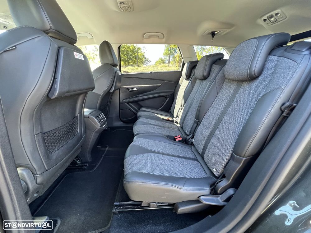 Peugeot 5008 1.5 BlueHDi Allure EAT8 - 14