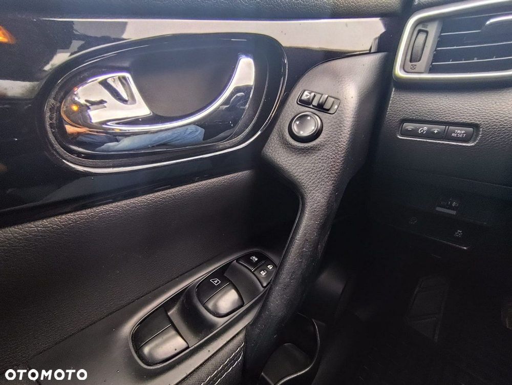 Nissan Qashqai - 18