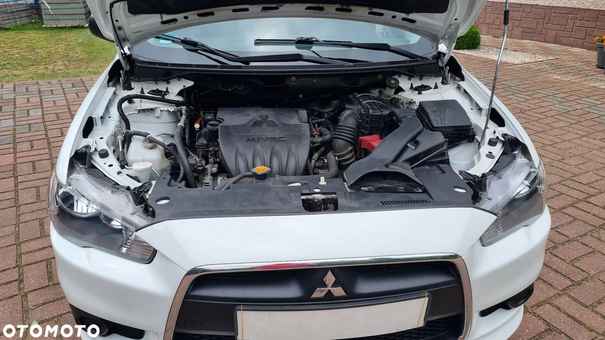 Mitsubishi Lancer 1.5 - 10