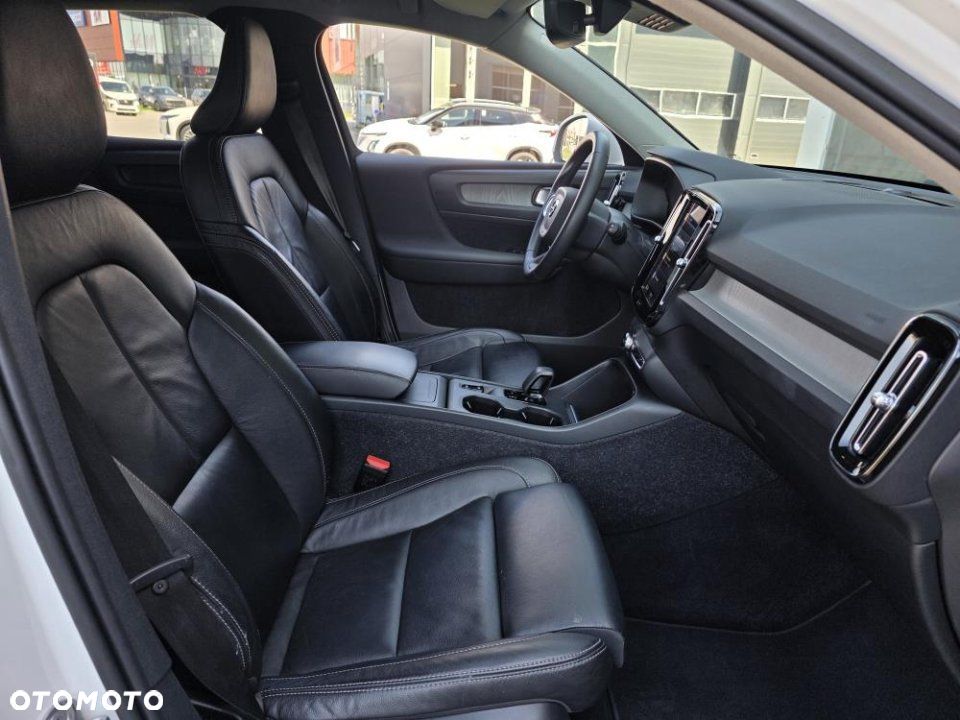 Volvo XC 40 - 21