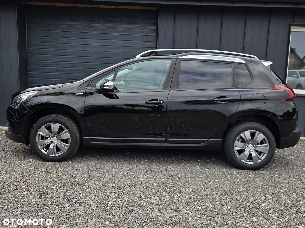 Peugeot 2008 1.2 Pure Tech Active S&S - 14