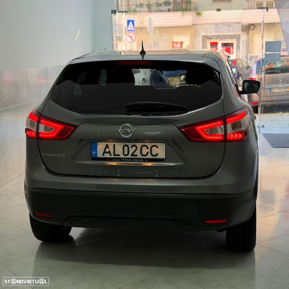 Nissan Qashqai 1.6 dCi ALL-MODE 4x4i N-Connecta - 33