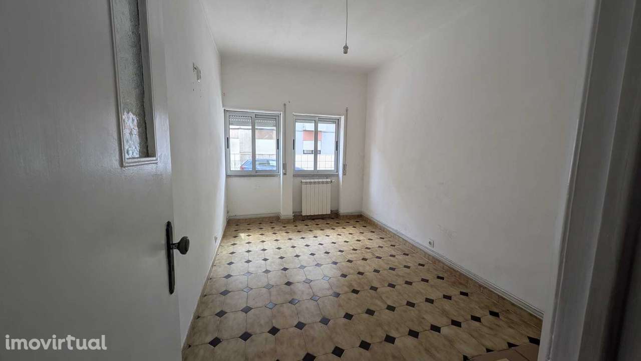 T2 HABITÁVEL NUM RÉS DO CHÃO - LAVRADIO - Grande imagem: 3/11