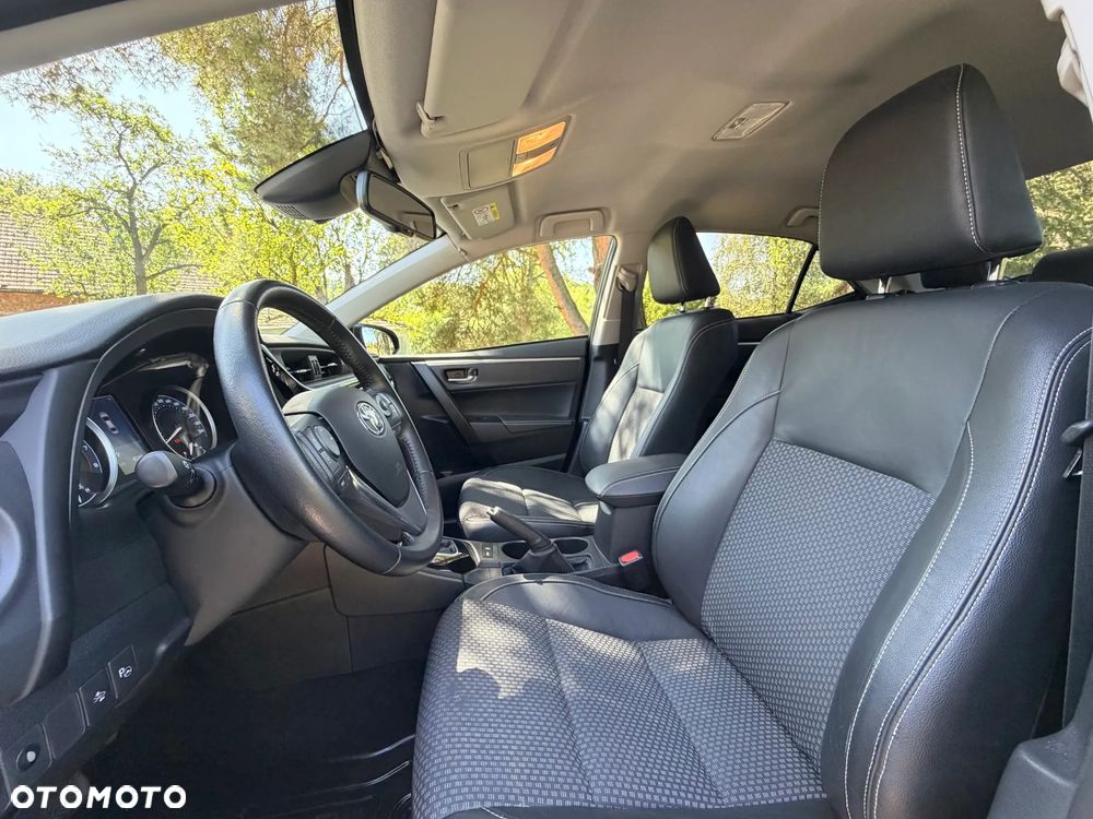 Toyota Corolla 1.6 Prestige MS EU6 - 16