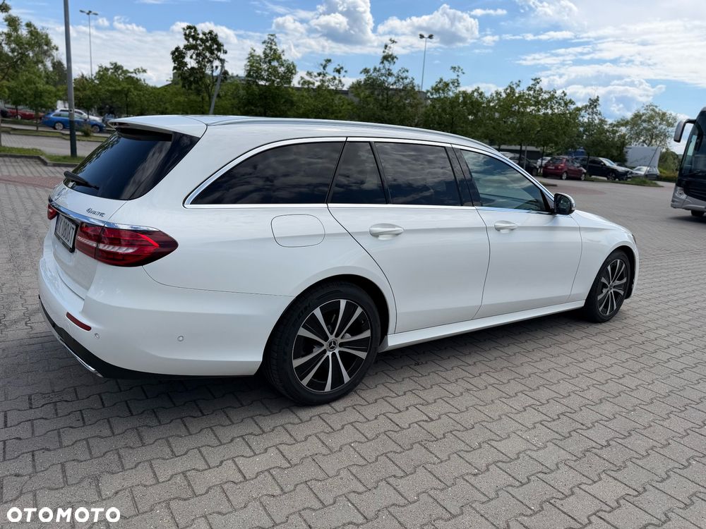 Mercedes-Benz Klasa E 220 d 4-Matic - 8