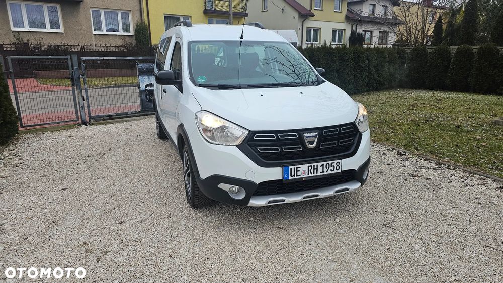 Dacia Dokker TCe 115 Stepway - 23
