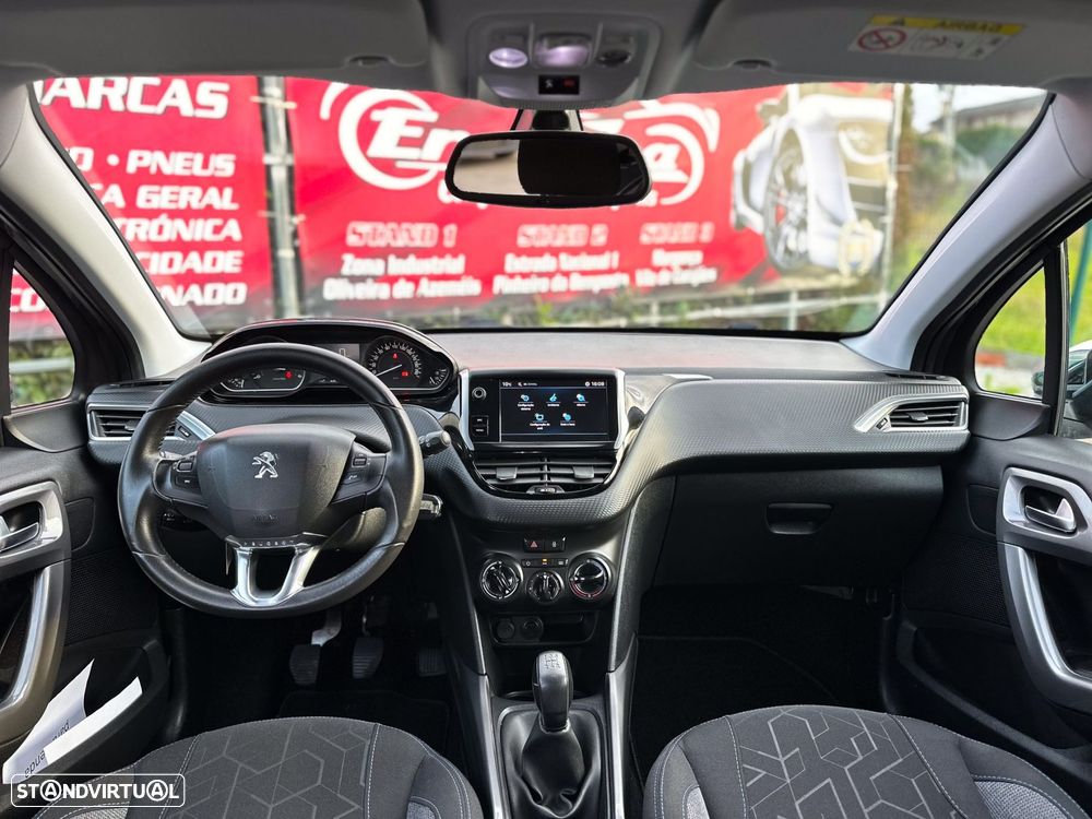 Peugeot 2008 1.6 BlueHDi Style - 12