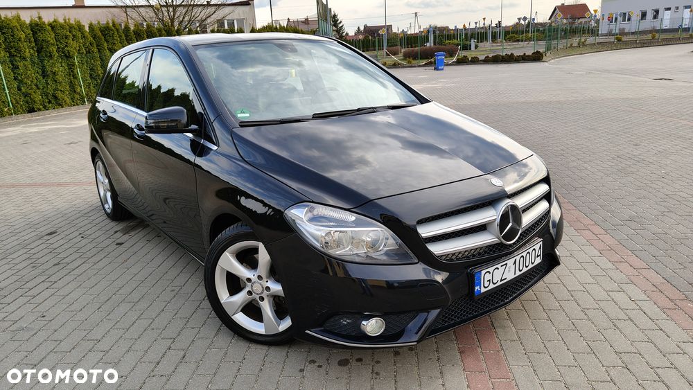 Mercedes-Benz Klasa B 200 Edition - 17