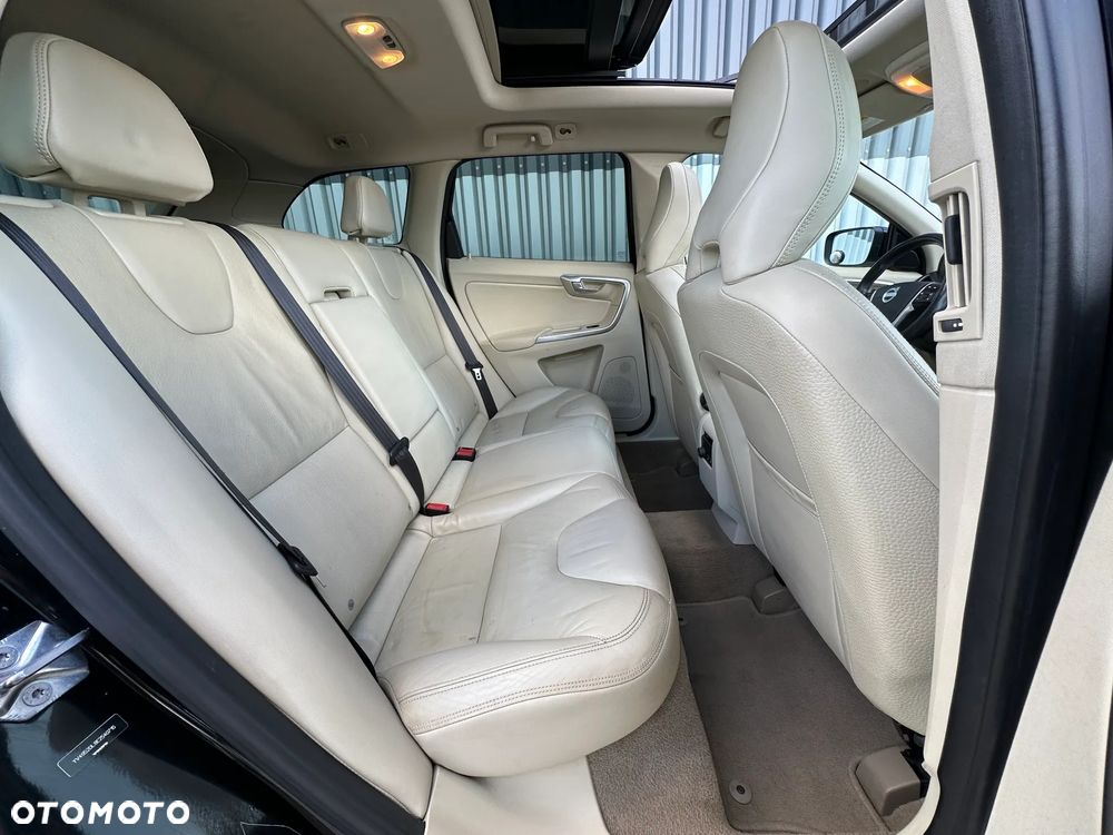 Volvo XC 60 - 31