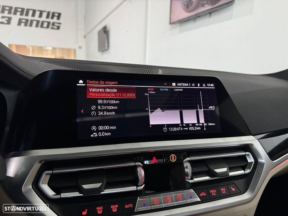 BMW 330 i Pack M Auto - 25