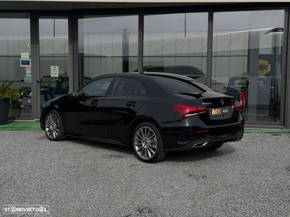 Mercedes-Benz A 250 Limousine e 8G-DCT AMG Line - 6