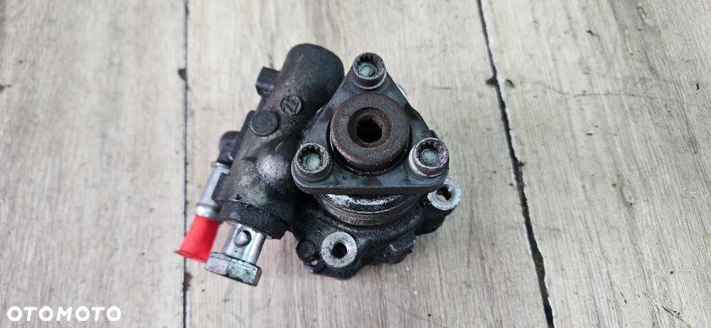 Pompa wspomagania Audi A6 C6 2,0 TDI 2006r 4F0145155E - 1