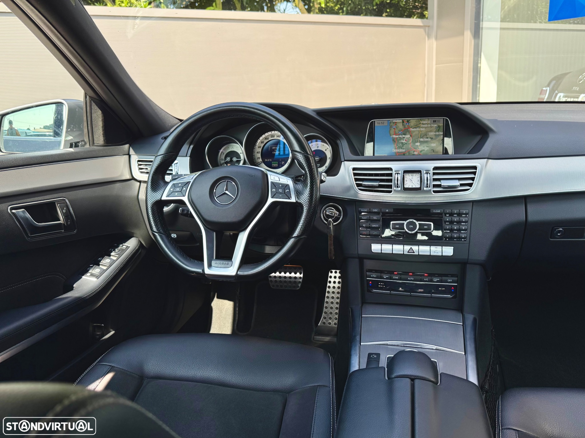 Mercedes-Benz E 300 Bluetec Hybrid Avantgarde - 10