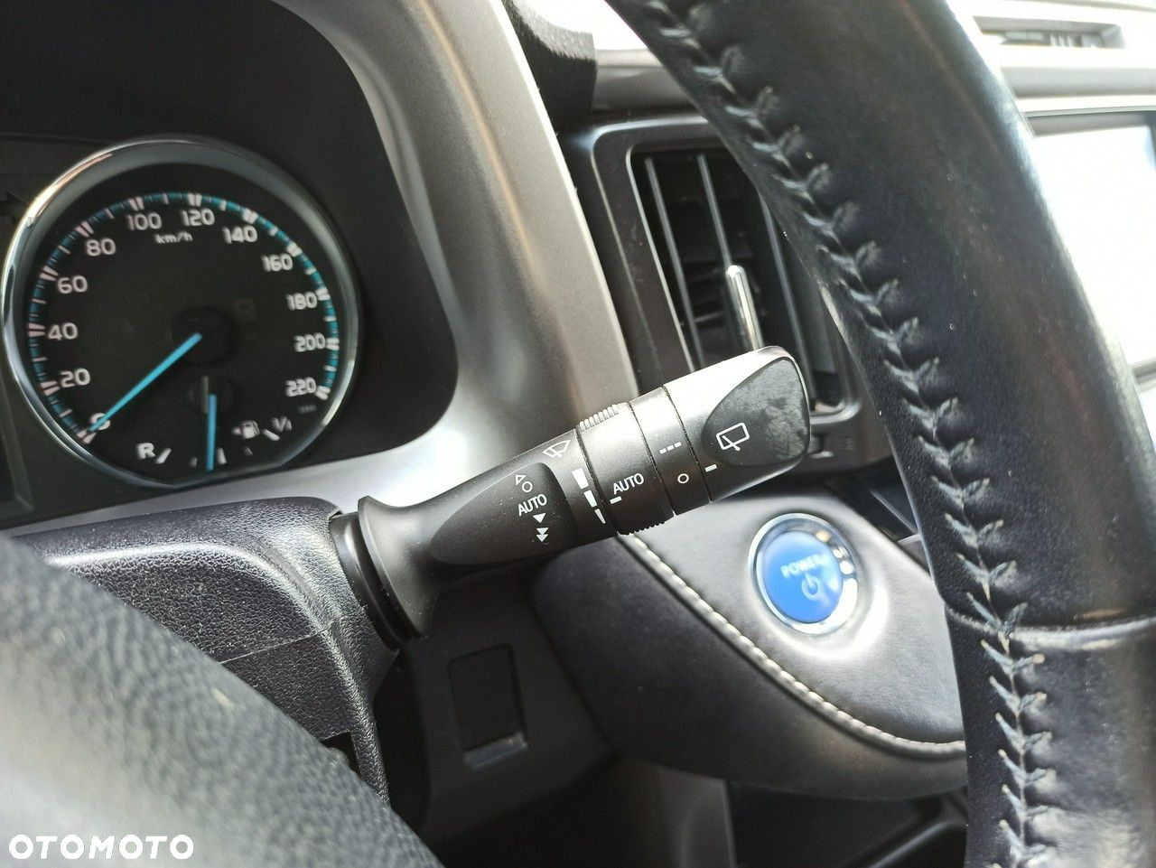 Toyota RAV4 - 20