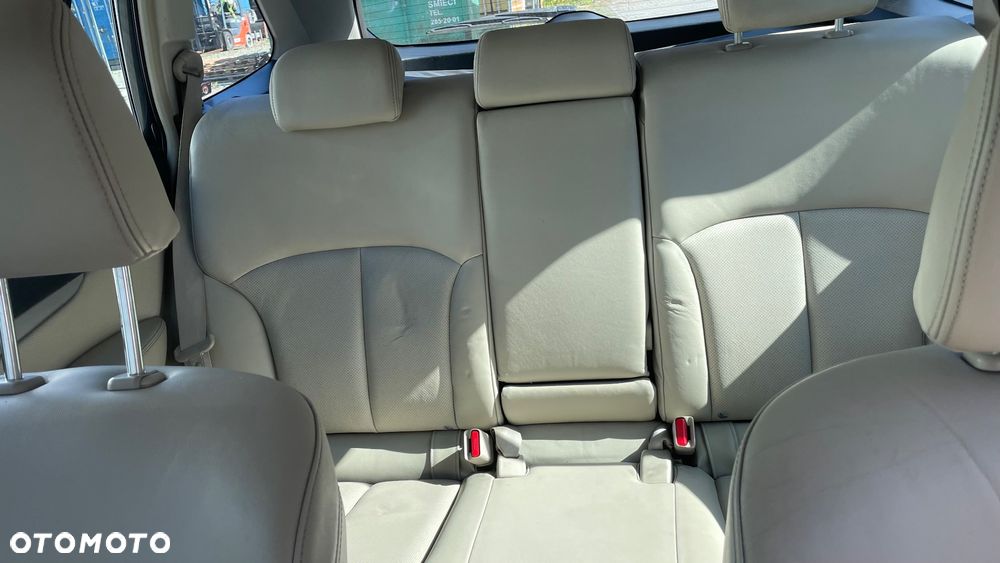 Subaru Outback - 14