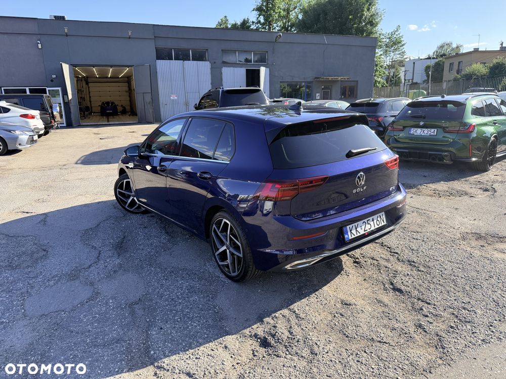 Volkswagen Golf 1.5 eTSI EVO Style DSG - 4