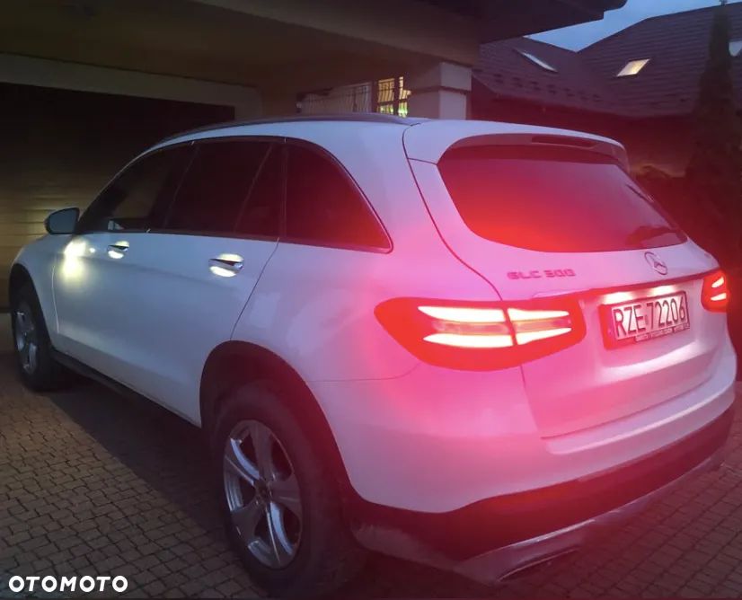 Mercedes-Benz GLC - 10