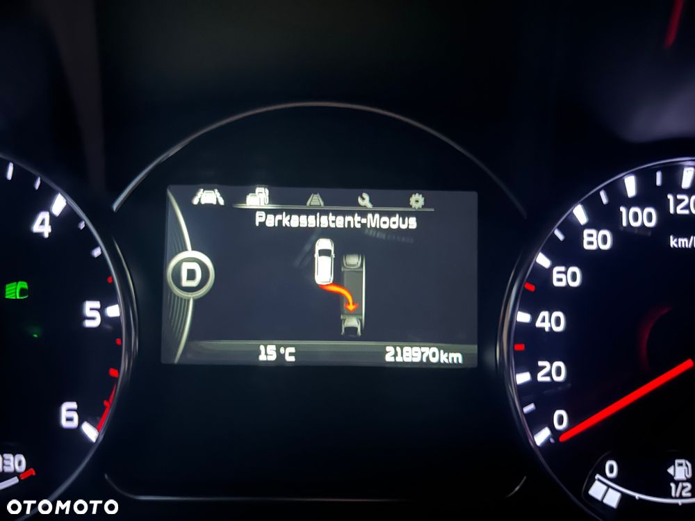 Kia Carens 1.7 CRDi Vision - 31