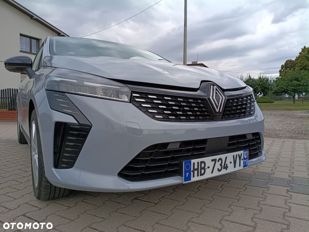 Renault Clio - 9