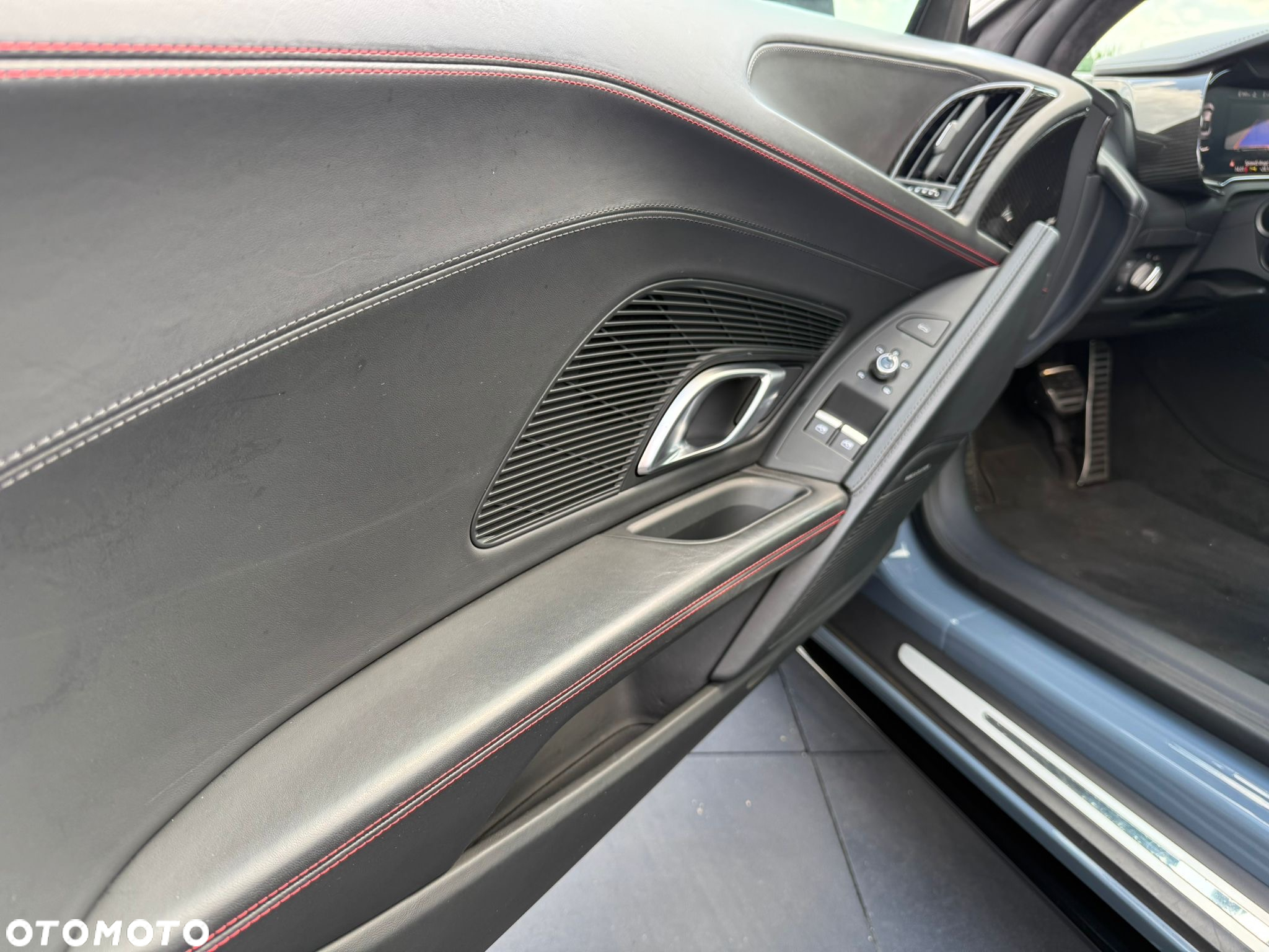 Audi R8 Coupé V10 RWD Performance - 28